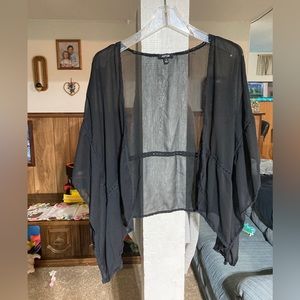 Apt 9. Size XL. Womens sheer “shawl”.  Will bundle